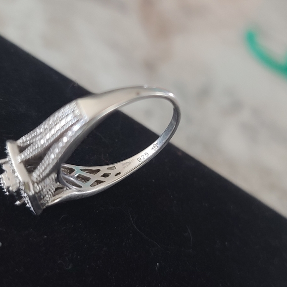 Diamond Ring - Picture 11 of 12